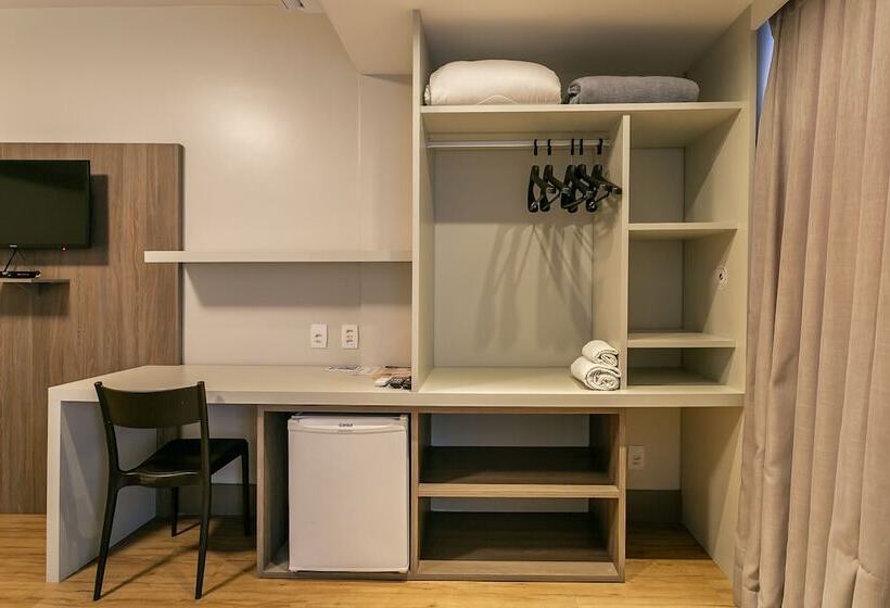 חדר סופריור, Valerim Florianopolis