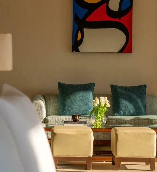 سوئیت با تخت بزرگ, Mövenpick Resort & Spa Dead Sea