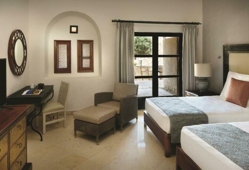 デラックスルーム, Mövenpick Resort & Spa Dead Sea