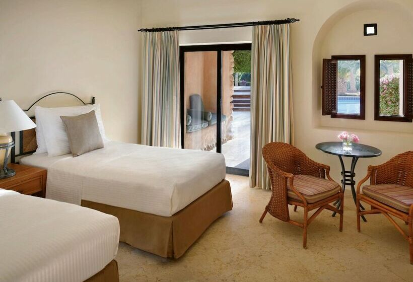 デラックスルーム, Mövenpick Resort & Spa Dead Sea