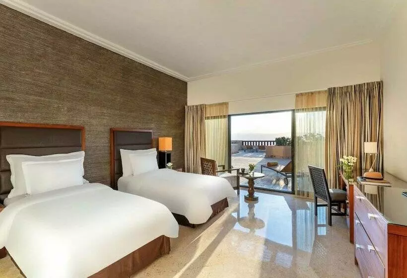 اتاق سوپریور, Mövenpick Resort & Spa Dead Sea
