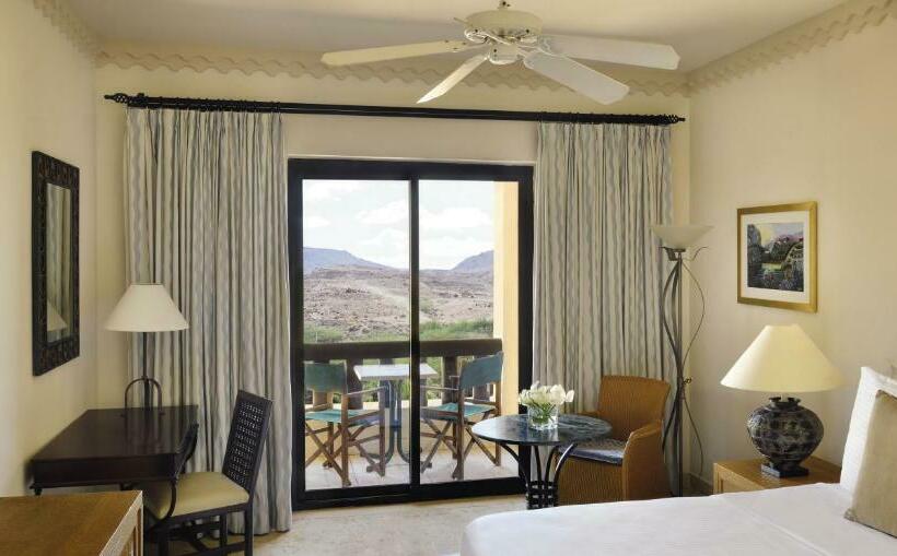 クラシックルーム, Mövenpick Resort & Spa Dead Sea