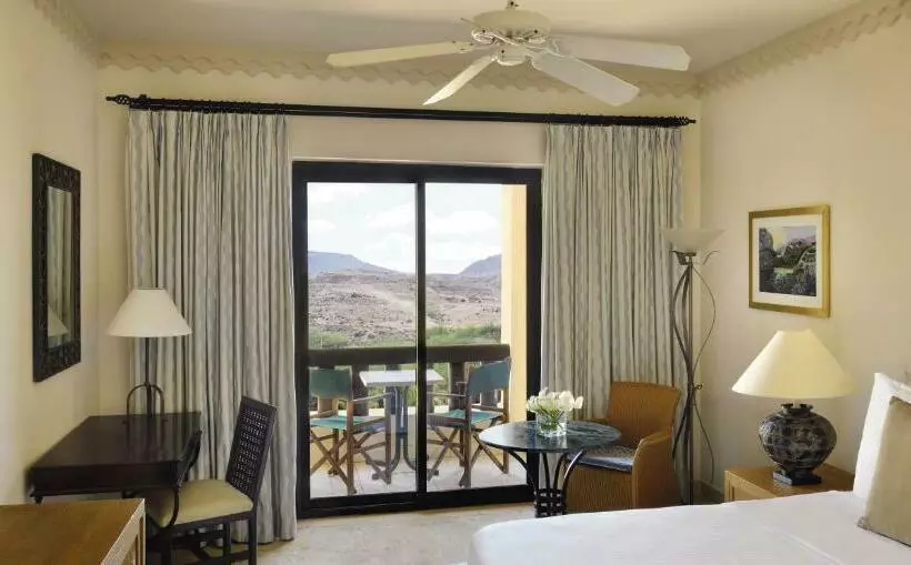 اتاق کلاسیک, Mövenpick Resort & Spa Dead Sea