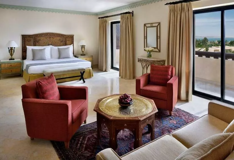 سوئیت پرزیدنت, Mövenpick Resort & Spa Dead Sea