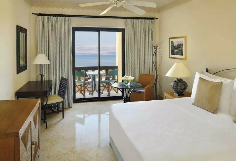 Classic Room Double Bed Sea View, Mövenpick Resort & Spa Dead Sea