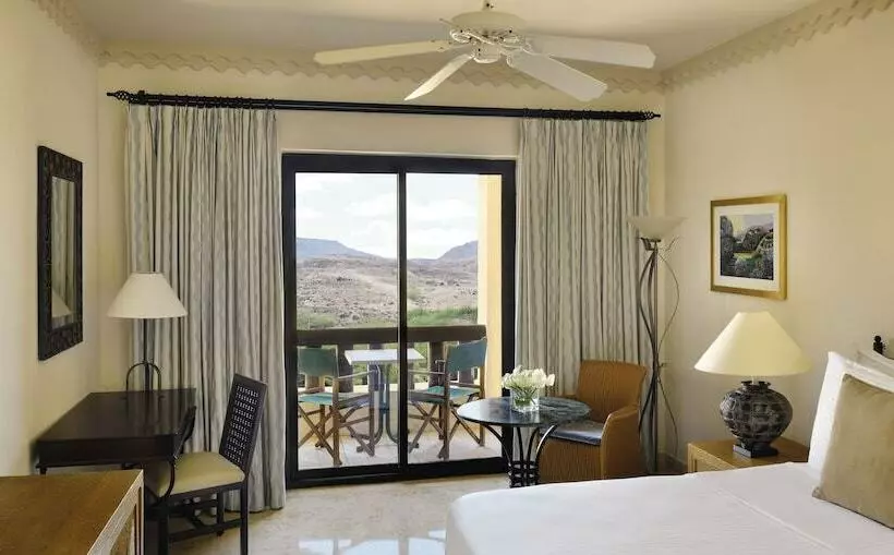 Classic Room Double Bed Sea View, Mövenpick Resort & Spa Dead Sea