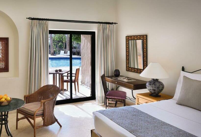 プールビューのプレミアムルーム, Mövenpick Resort & Spa Dead Sea