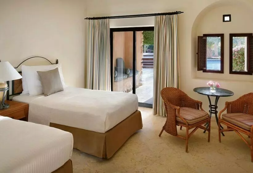 Premium Room Pool View, Mövenpick Resort & Spa Dead Sea