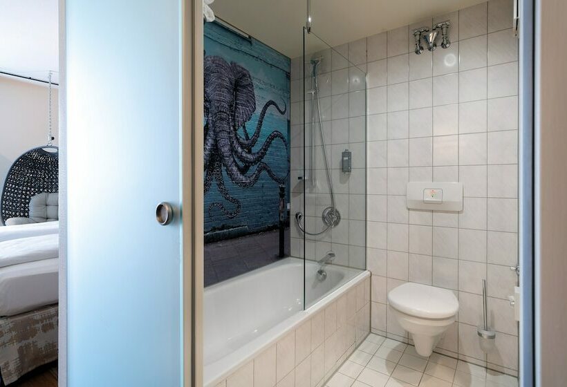 Номер Стандарт, Seminaris Hotel Nürnberg