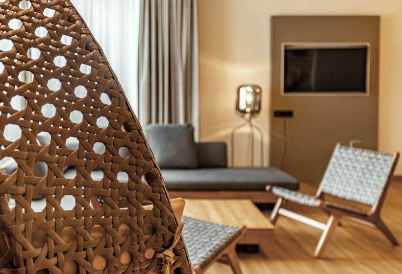 Люкс, Seminaris Hotel Nürnberg