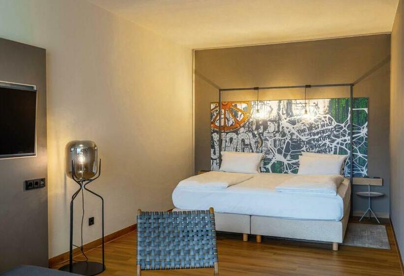 Люкс, Seminaris Hotel Nürnberg