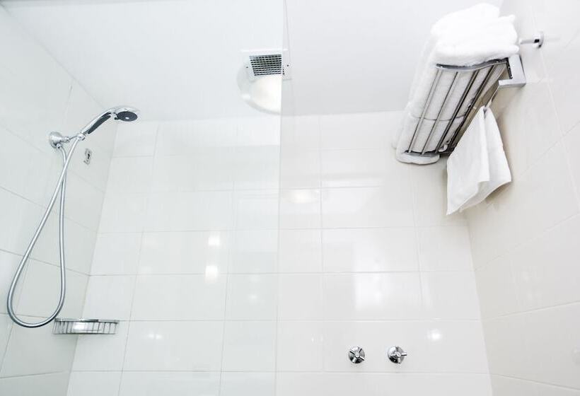 דירת דלוקס 2 חדרי שינה, St Ives Apartments