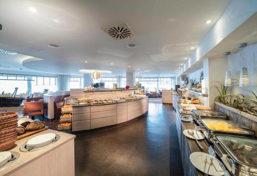 اتاق استاندارد یک نفره, Strandhotel Duhnen