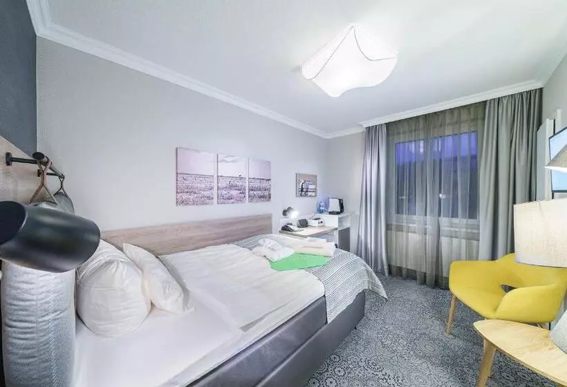 اتاق استاندارد یک نفره, Strandhotel Duhnen
