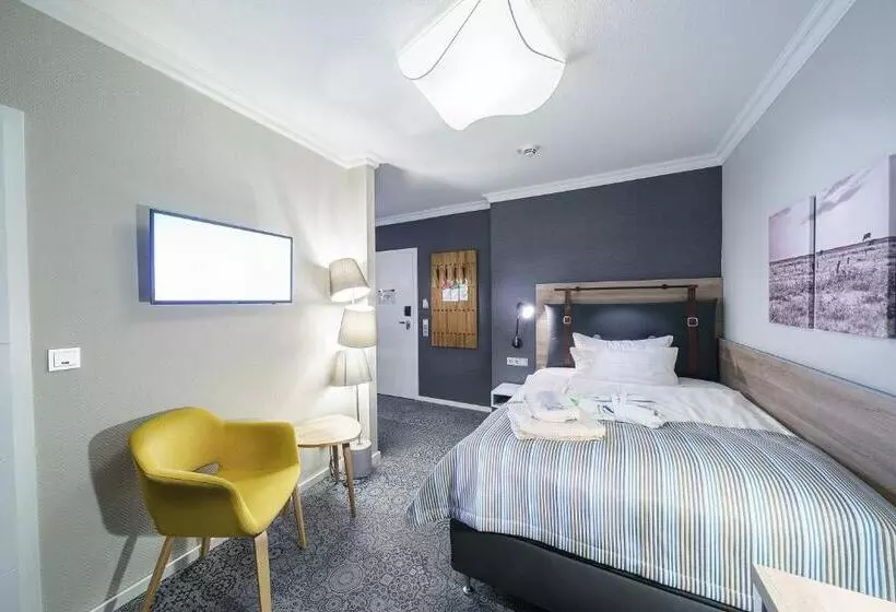 اتاق استاندارد یک نفره, Strandhotel Duhnen