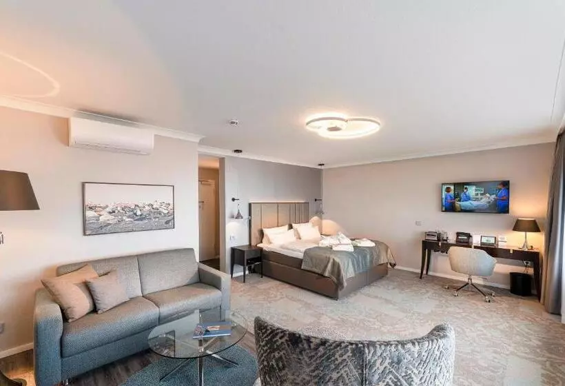 اتاق سوپریور با چشم‌انداز دریا, Strandhotel Duhnen
