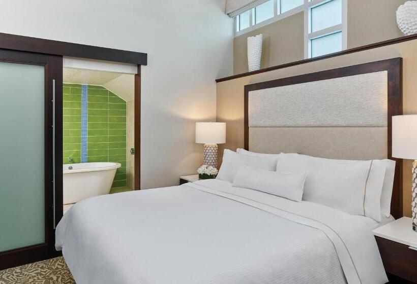 Appartement met 2 Slaapkamers en Balkon, The Westin St. John Resort Villas