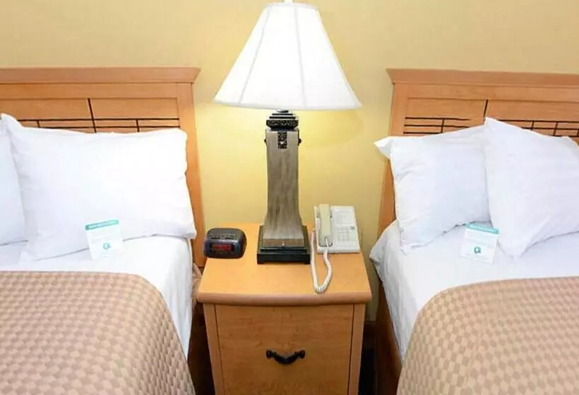 Standard-huone 2 Parivuodetta, Americas Best Value Inn Iola
