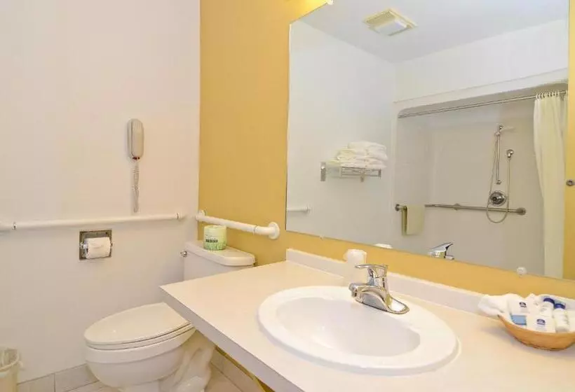 Standard-invahuone Queen-vuode, Americas Best Value Inn Iola