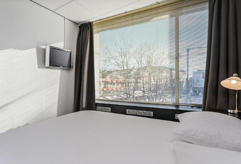 غرفة قياسية, Crown Inn