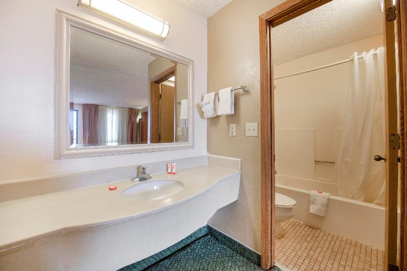 غرفة ديلوكس, Days Inn Airport