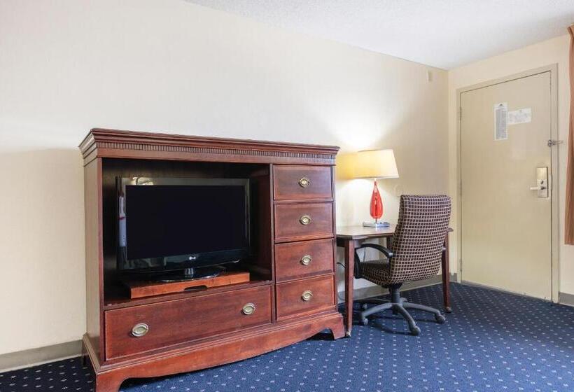 غرفه قياسيه سريرين مزدوجين, Days Inn Airport