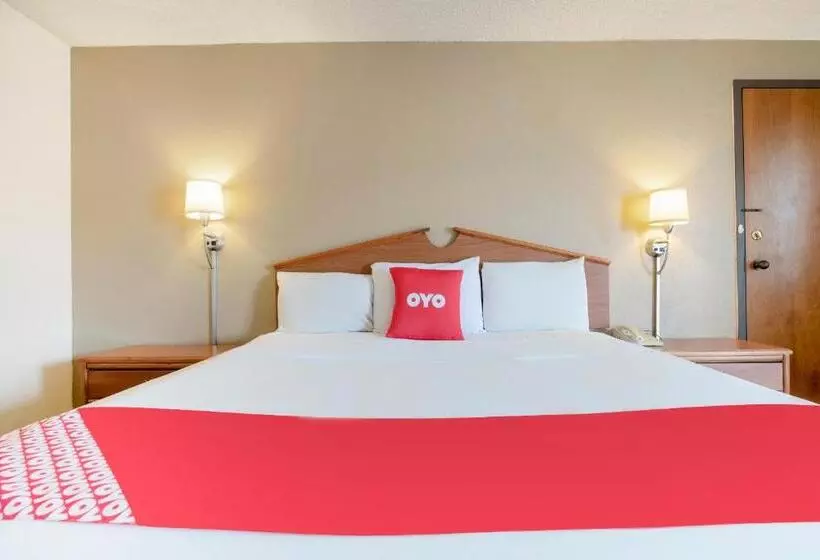 身障者適用キングサイズベッドルーム, Days Inn Airport