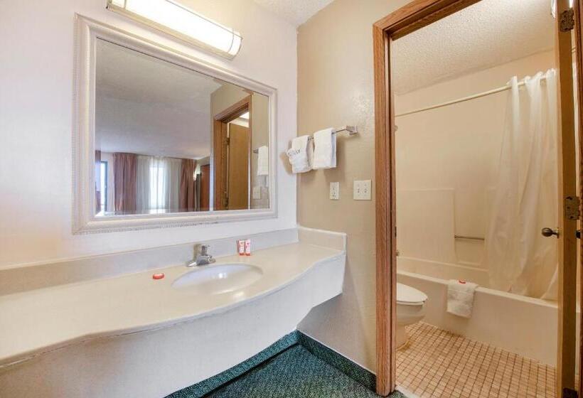 غرفة ديلوكس, Days Inn Airport