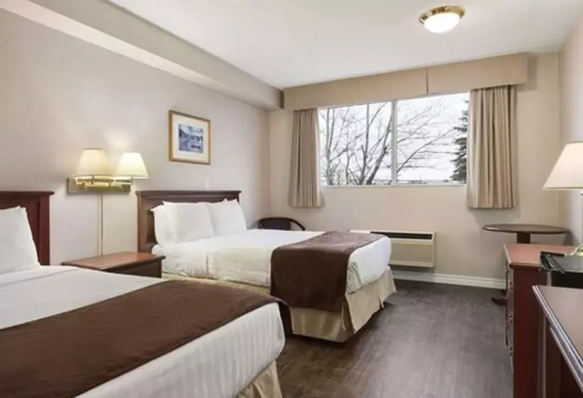 اتاق استاندارد با 2 تخت دوبل, Days Inn By Wyndham Brockville