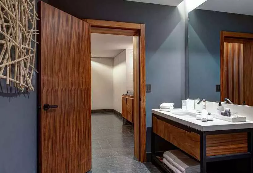 Executive-Zimmer Kingsize Bett, Hilton Budapest
