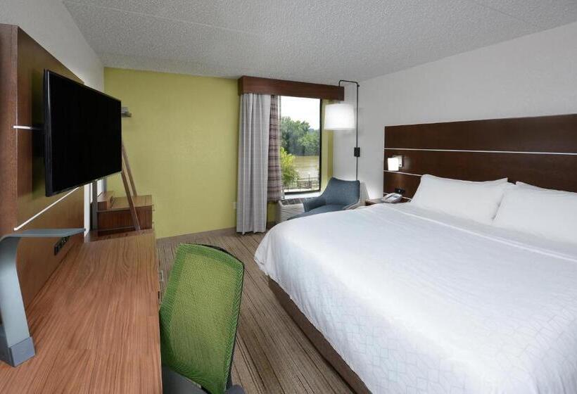 キングサイズベッドのスタンダードルーム, Holiday Inn Express Danville, An Ihg