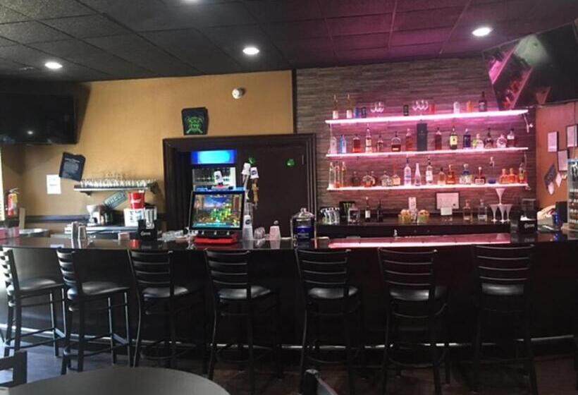 חדר סטנדרט שתי מיטות זוגיות, Quality Inn Forsyth Near Ga Public Safety Training Center