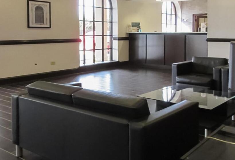 חדר סטנדרט שתי מיטות זוגיות, Quality Inn Forsyth Near Ga Public Safety Training Center