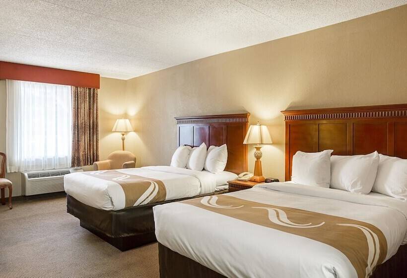 غرفه قياسيه سريرين مزدوجين, Quality Inn