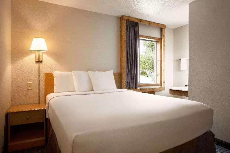 Standard-huone, Surestay Hotel By Best Western North Vancouver Capilano