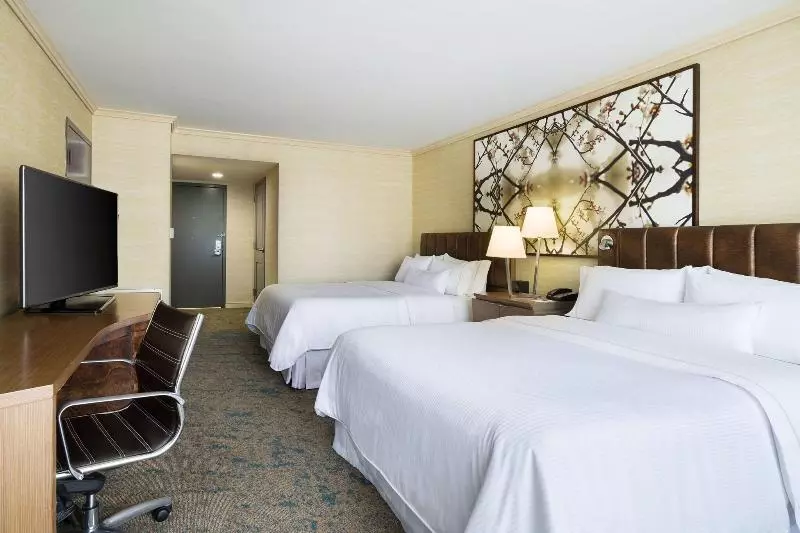 اتاق پرمیوم, The Westin Crystal City Reagan National Airport