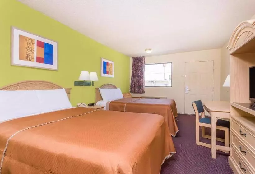 デラックスルーム, Travelodge By Wyndham Cordele