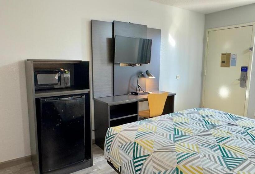 غرفة قياسية لذوى الاحتياجات الخاصة, Motel 6 Dyersburg, Tn