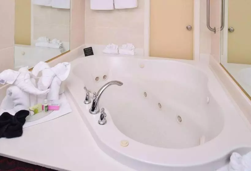 キングサイズベッドのスイートルーム, Best Western Coral Hills