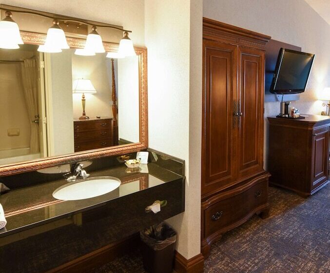 Номер Стандарт 2 Двуспальные Кровати, Best Western Plus Dockside Waterfront Inn