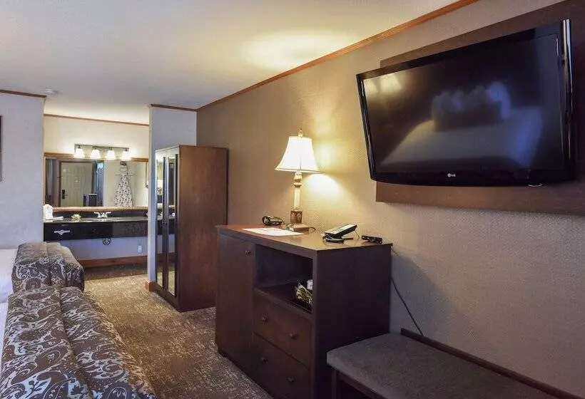 スイート, Best Western Plus Dockside Waterfront Inn