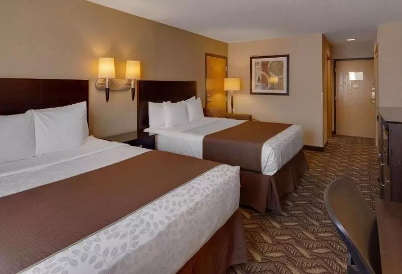 ２ダブルベッドのスタンダードルーム, Best Western Pontiac Inn