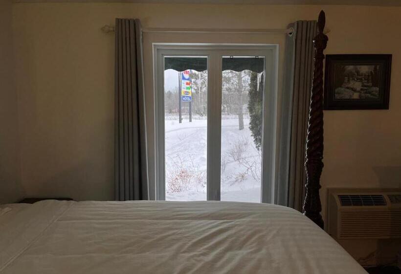 豪华房间, Cowansville