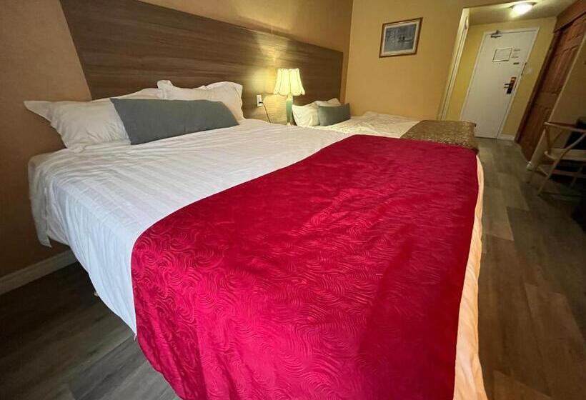 家庭间, Cowansville