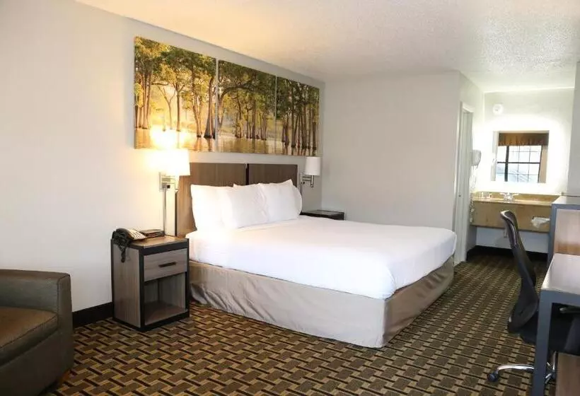 اتاق استاندارد با تخت بزرگ, Days Inn By Wyndham Monroe, Louisiana