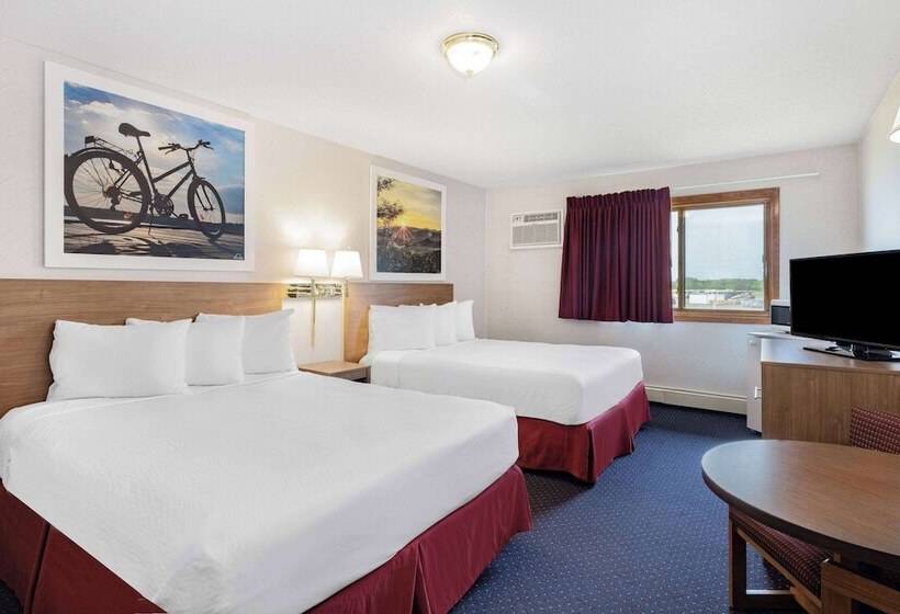 Suite, Days Inn By Wyndham Monticello