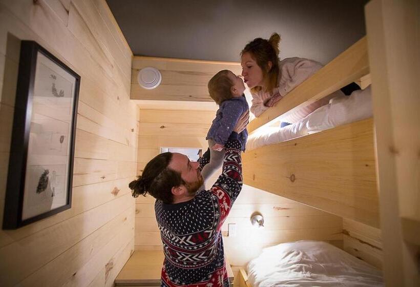 חדר משפחתי, De L Horizon