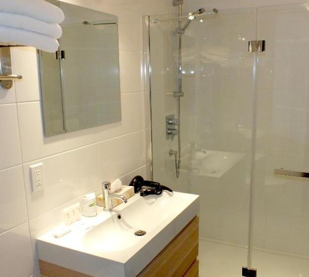 חדר משפחתי, De L Horizon