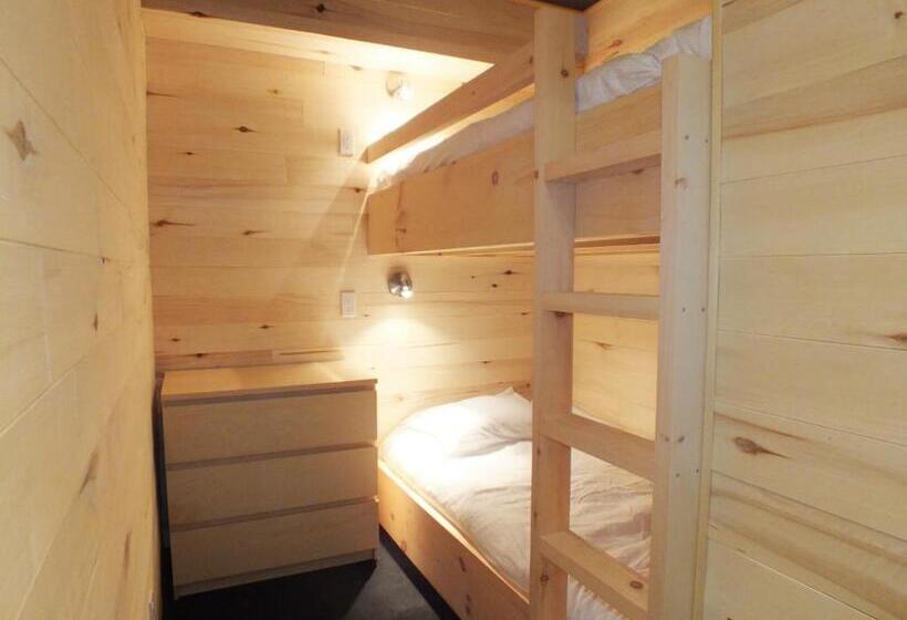 חדר משפחתי, De L Horizon