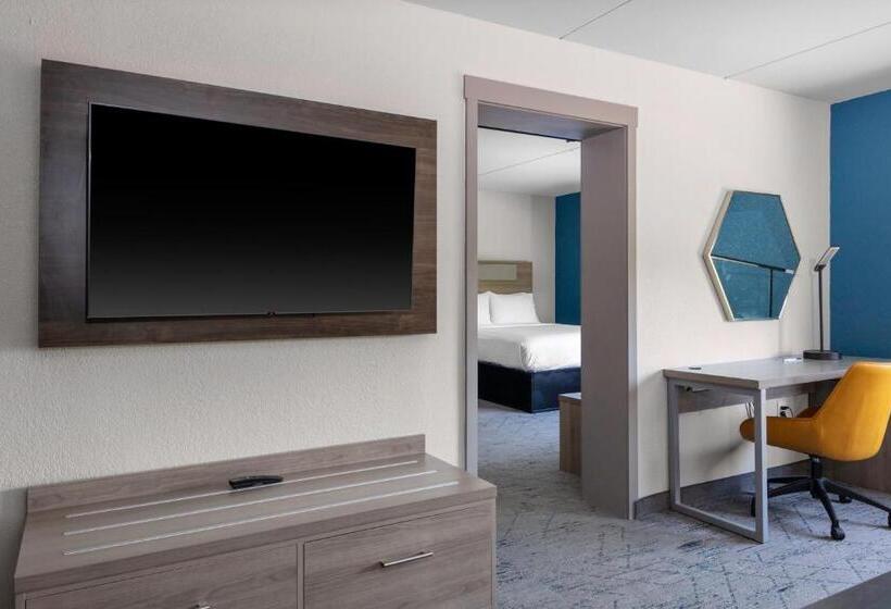 סוויטה, Holiday Inn Express Rocky Mount Sports Center By Ihg